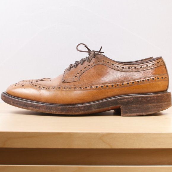 VTG Florsheim Imperial McHale 🇨🇦 9D Longwing 93602 Nailed Heel Double Sole - Picture 2 of 9